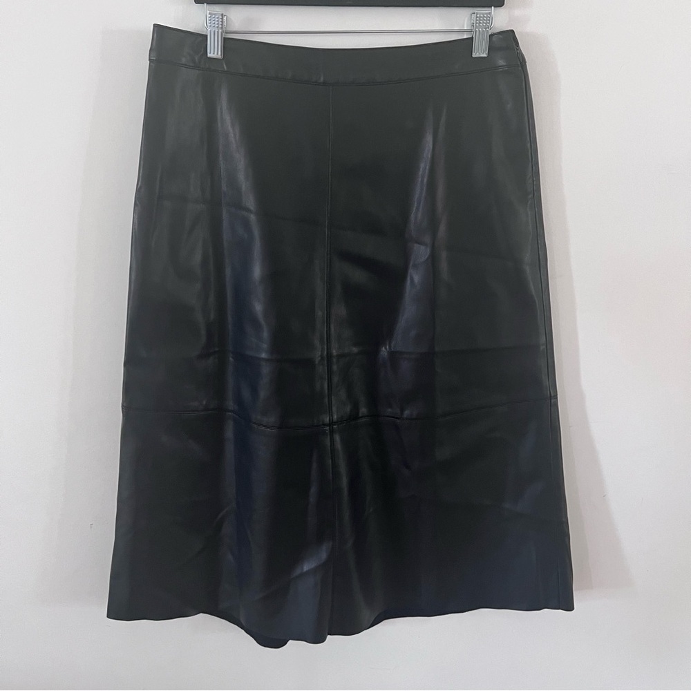 Alfani  Faux Leather A-Line Skirt | size 8| - Picture 4 of 8